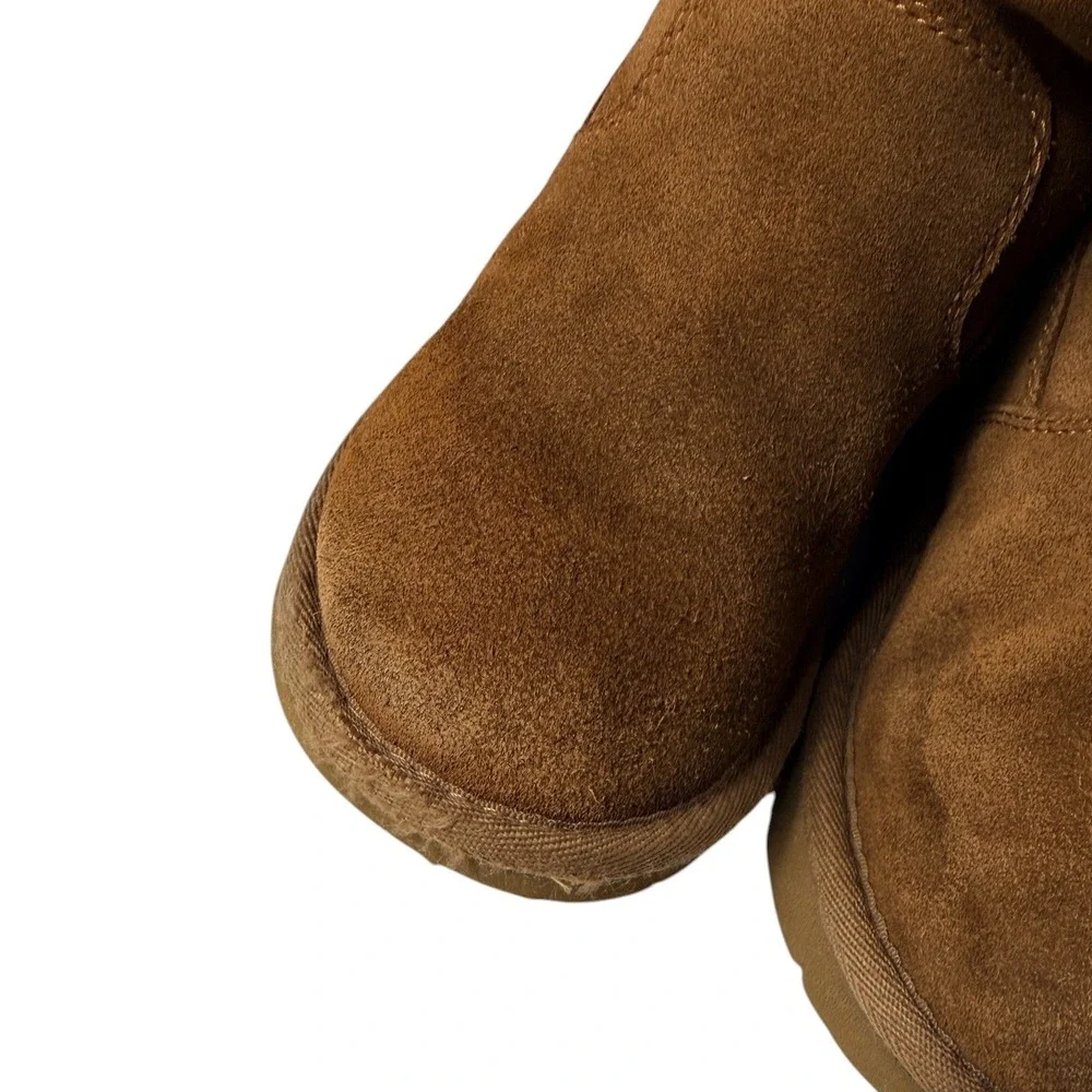 UGG Kids Classic II Back Zip Chestnut Brown Suede Sheepskin Boots Size 13